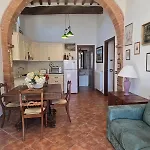 Cappuccini House By Francigenaapartments Apartman